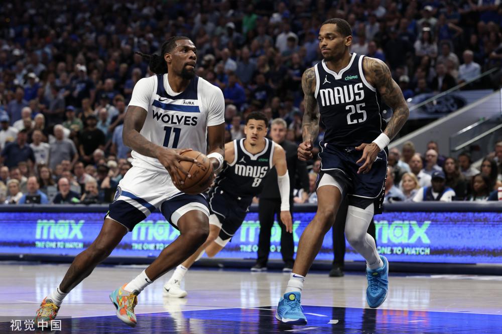 而詹姆斯的 而詹姆斯的