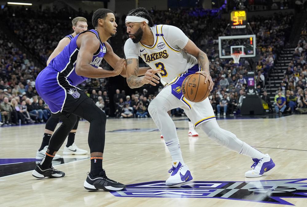 风格更为灵 风格更为灵