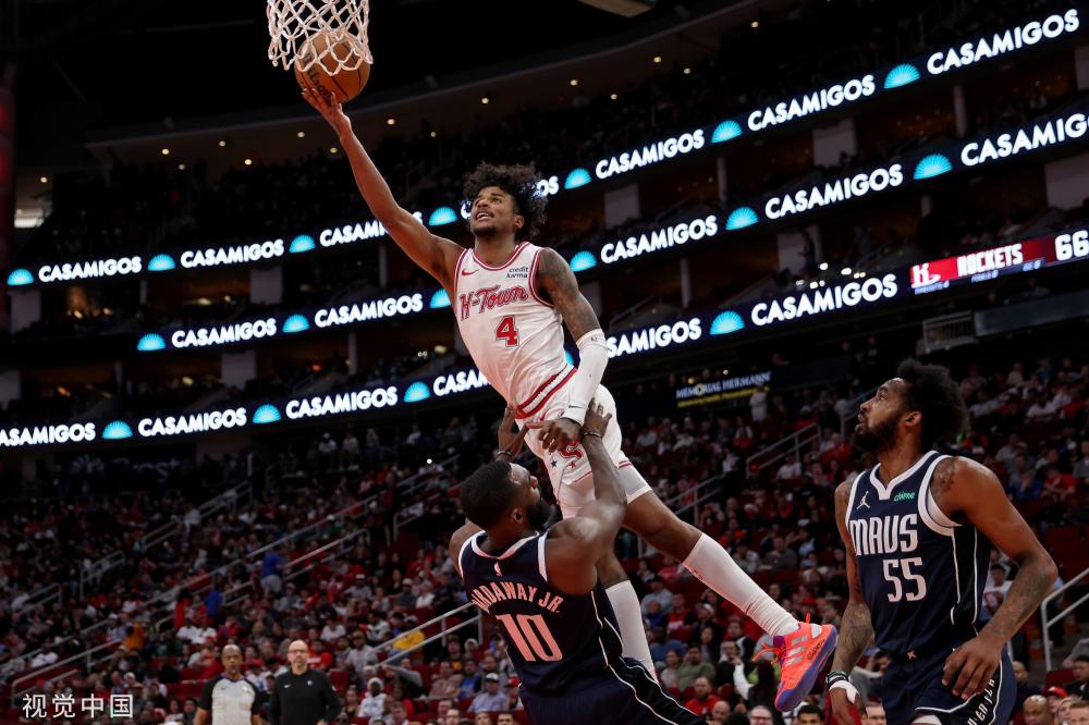 冠军争夺悬 冠军争夺悬